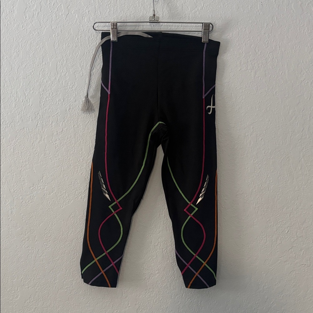 CW-X compression support